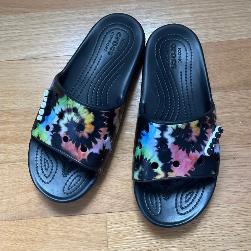 Crocs Tie Dye slides
